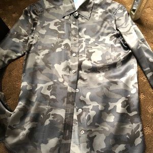 Equipment silk blue cameo blouse